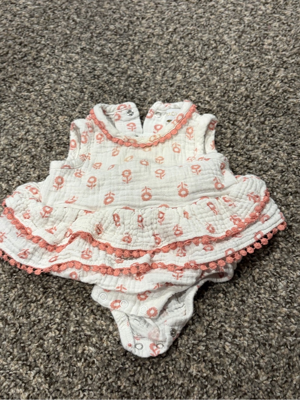 Sleeveless Knit White and Coral Ruffle Floral Dress